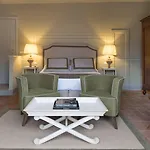 Курортный комплекс Relais Olmo - Place Of Charme Импрунета