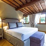 Relais Olmo - Place Of Charme