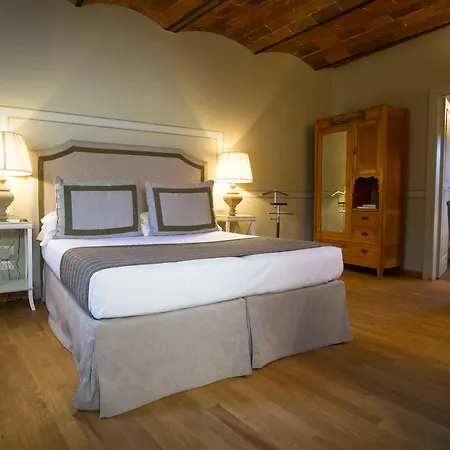 Relais Olmo - Place Of Charme