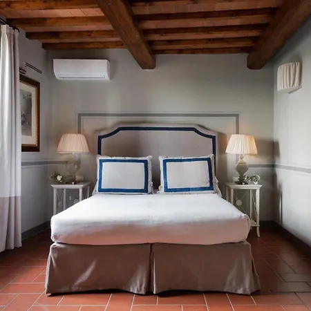 Relais Olmo - Place Of Charme
