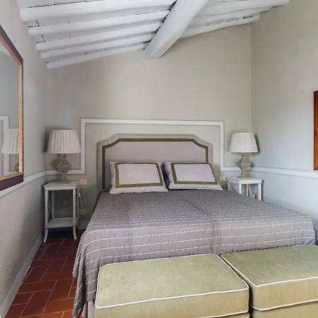 אתר נופש Relais Olmo - Place Of Charme