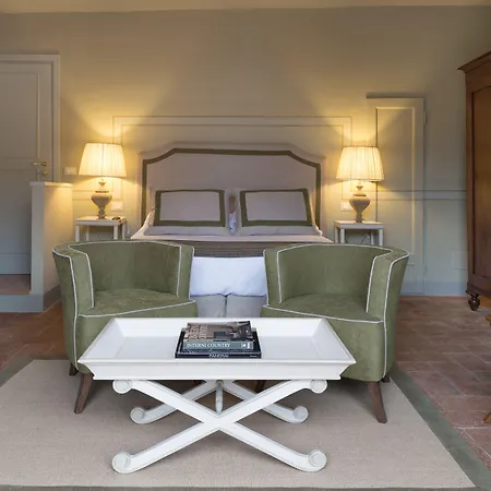 אתר נופש Relais Olmo - Place Of Charme אימפרונטה
