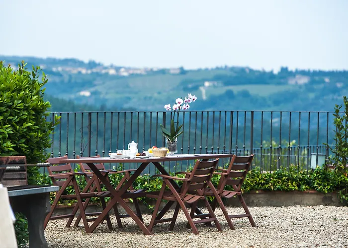 Θέρετρο Relais Olmo - Place Of Charme 4*